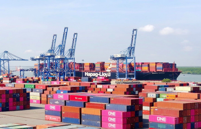 Giá cước vận tải container từ Việt Nam đến các cảng ở Mỹ đã đảo chiều